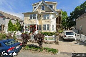 82 Quincy St, Springfield, MA 01109