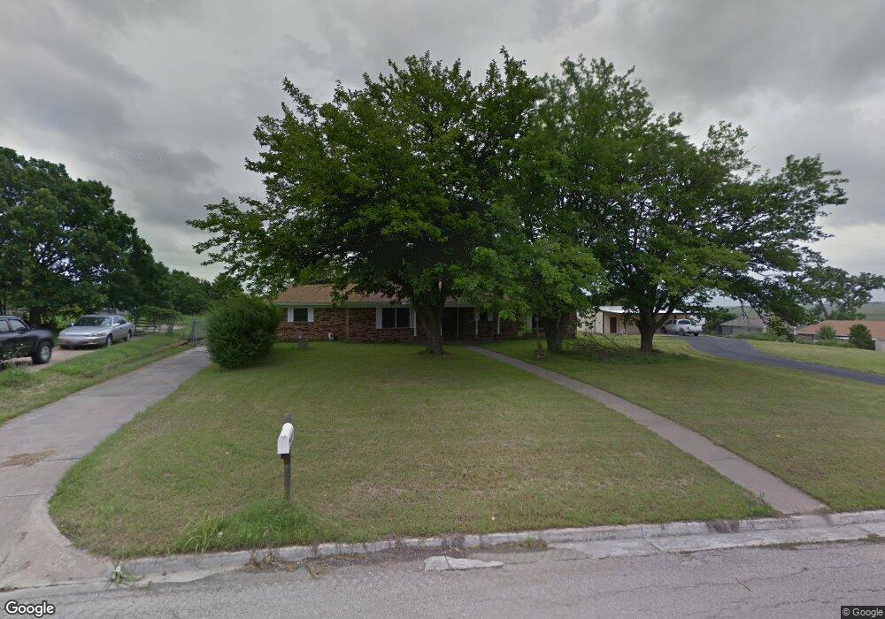 211 Oakdale Dr, Fort Worth, TX 76108 - photo 1