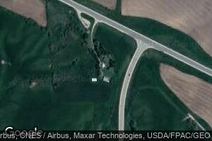 13279 Highway 64, Wyoming, IA 52362
