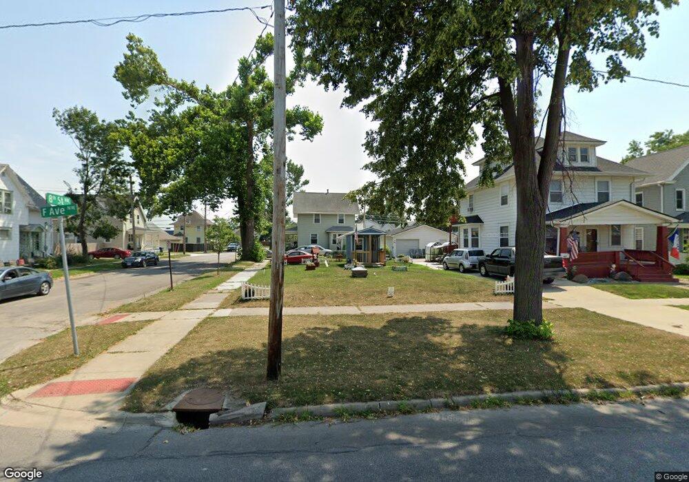 803 F Ave NW, Cedar Rapids, IA 52405 - photo 1