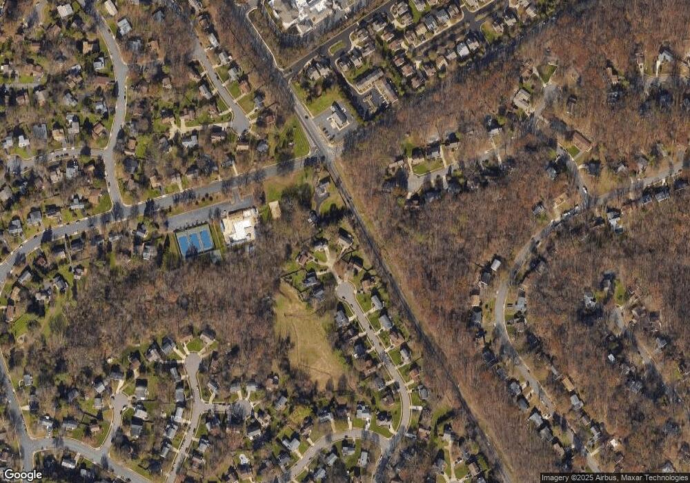 2553 Huntington Dr, Herndon, VA 20171 - photo 1