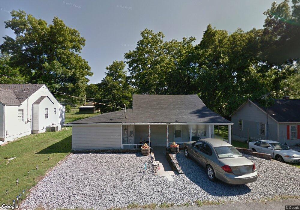 108 1/2 Butler St, Shelbyville, TN 37160 - photo 1