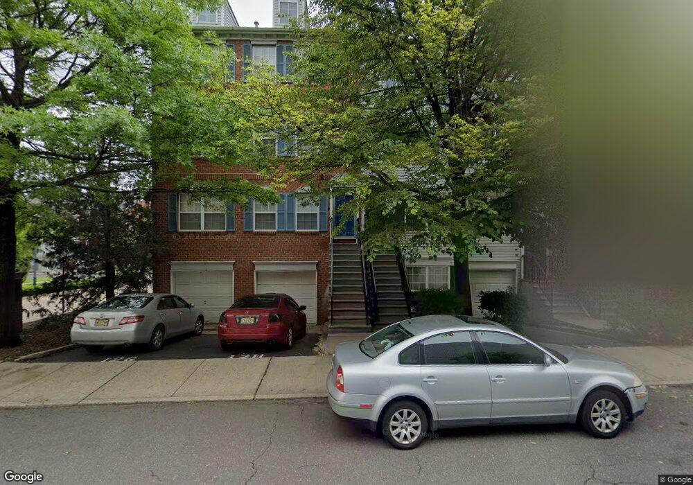 28 Krueger Ct unit 11H, Newark, NJ 07103 - photo 1