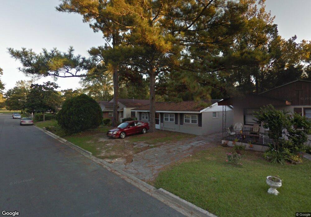 821 W 50th St, Savannah, GA 31405 - photo 1