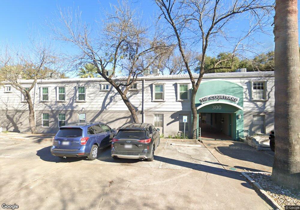 Courtyard unit 221, Austin, TX 78704 - photo 1