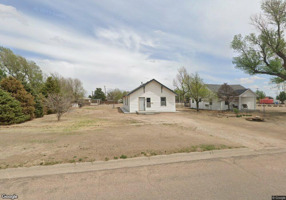 1016 S Polk St, Hugoton, KS 67951 - photo 1