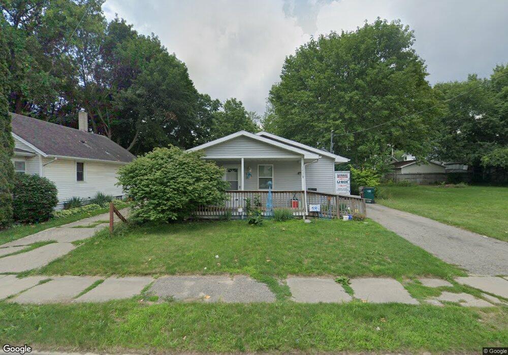1536 Lyons Ave, Lansing, MI 48910 - photo 1