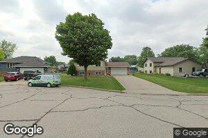 415 4th Ave NE, Plainview, MN 55964