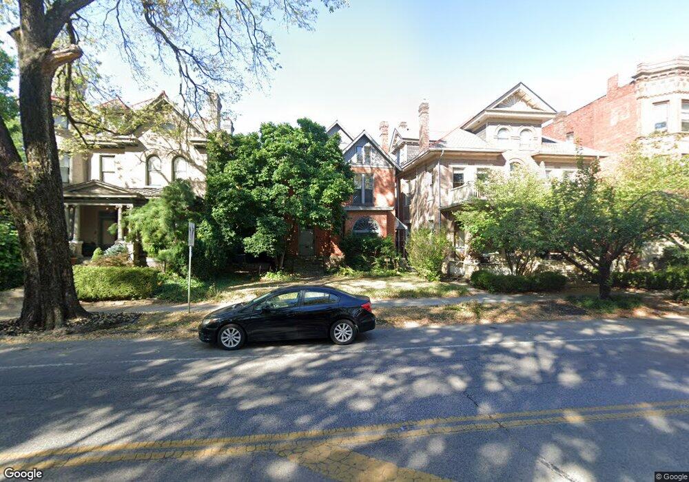 809 Neil Ave unit 1, Columbus, OH 43215 - photo 1