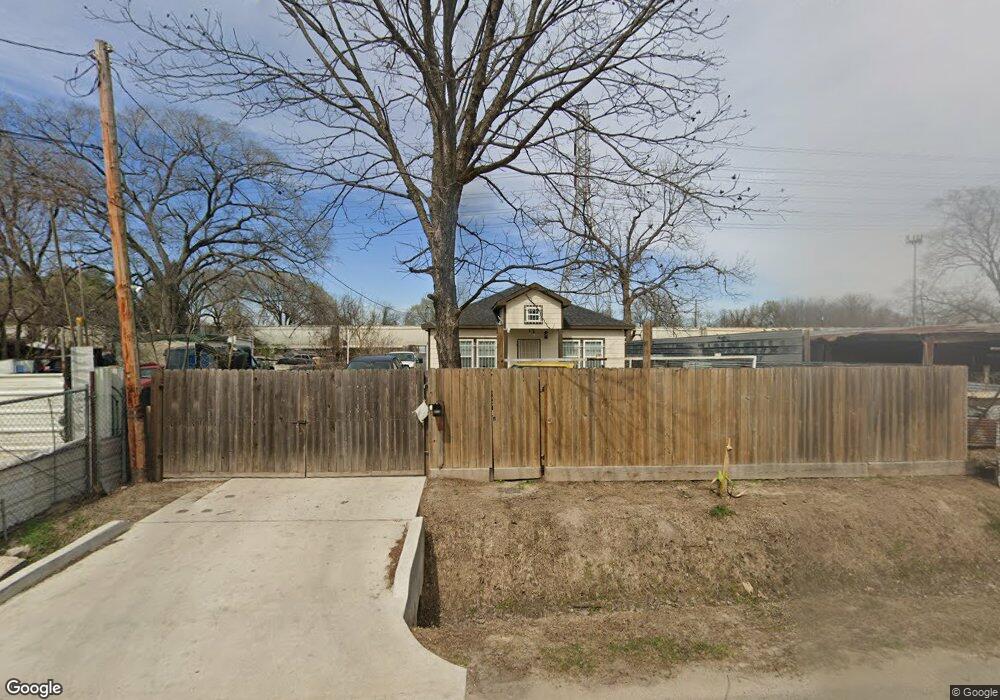 2705 Creston Dr, Houston, TX 77026 - photo 1
