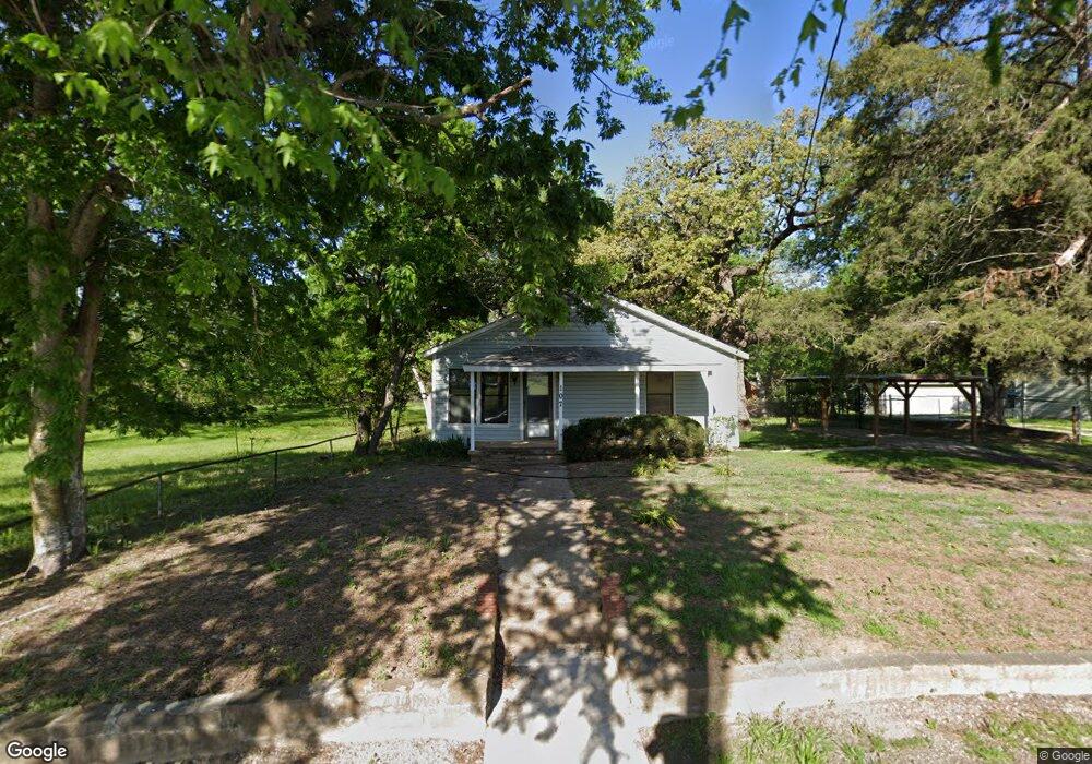 107 N Mill St, Weatherford, TX 76086 - photo 1