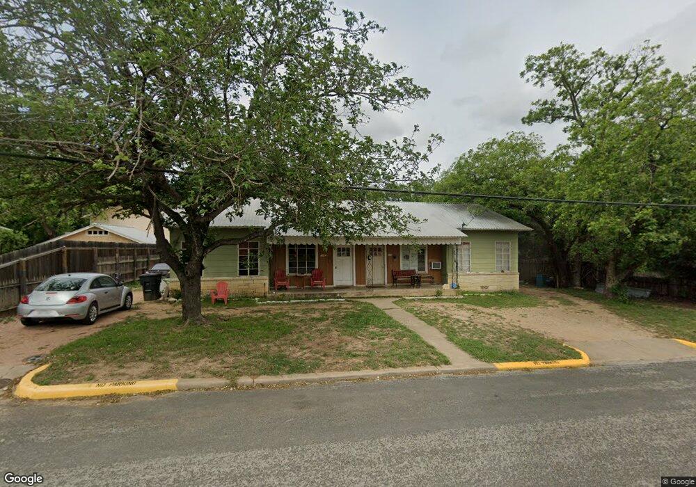 308 W Austin St, Fredericksburg, TX 78624 - photo 1