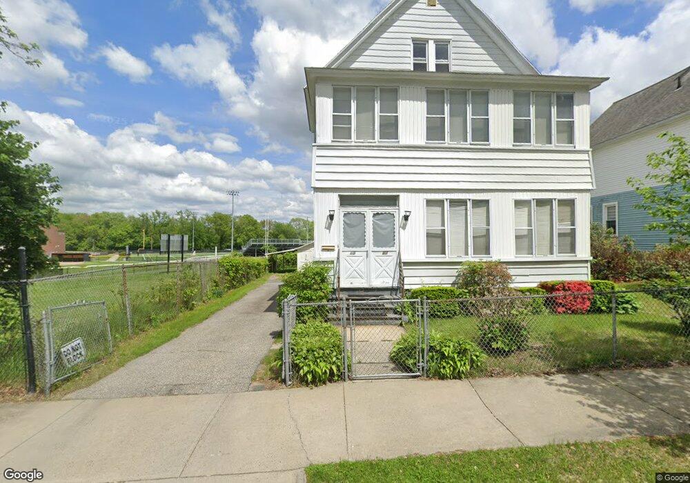 69 Cortland St, Springfield, MA 01109 - photo 1