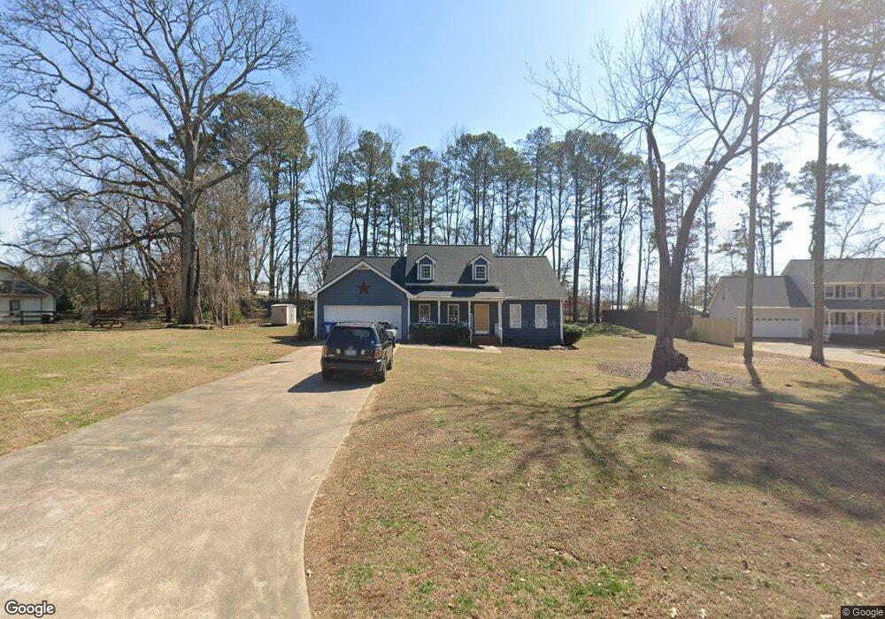 4420 Indian Trace Dr, Alpharetta, GA 30004 - photo 1