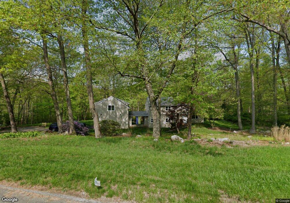 32 Jackson Dr, Trumbull, CT 06611 - photo 1