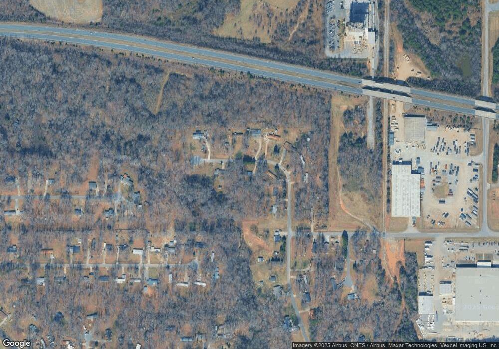 118 Big Forest Dr, Statesville, NC 28677 - photo 1