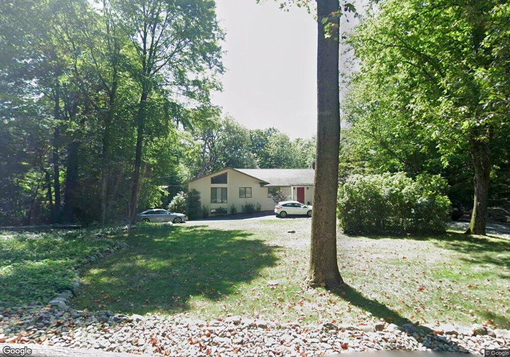 11 Honeysuckle Ln, Kinnelon, NJ 07405 - photo 1