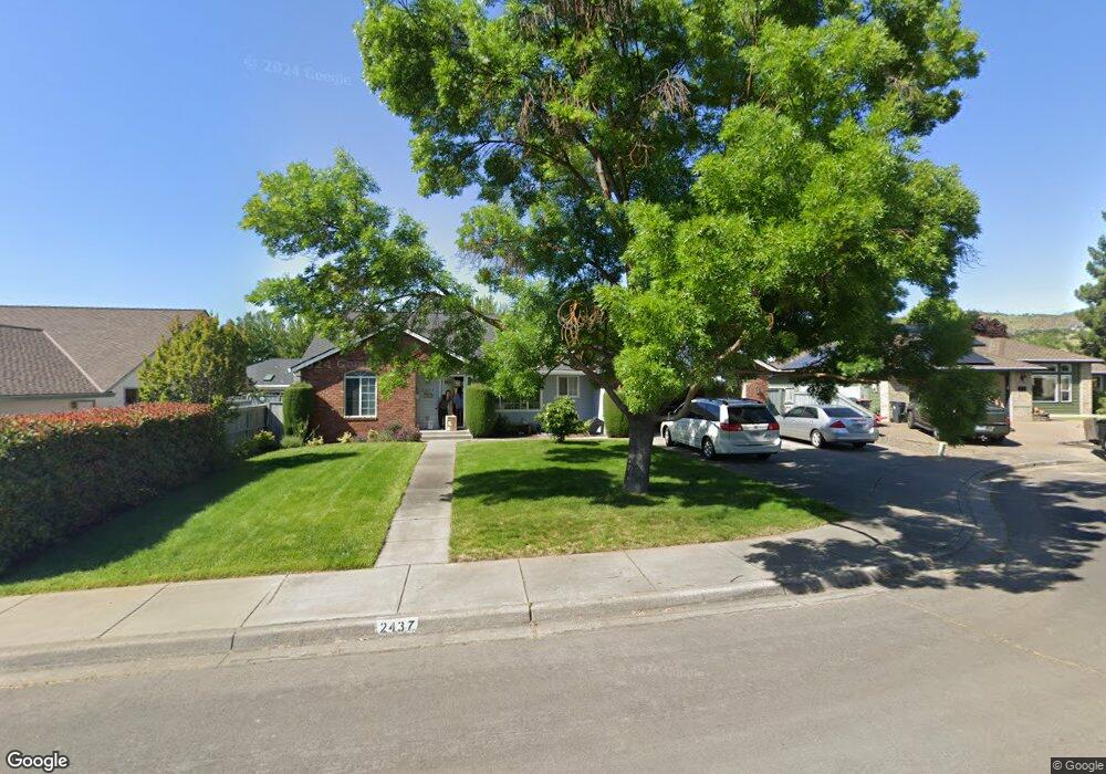 2437 Rockwood Ct, Medford, OR 97504 - photo 1