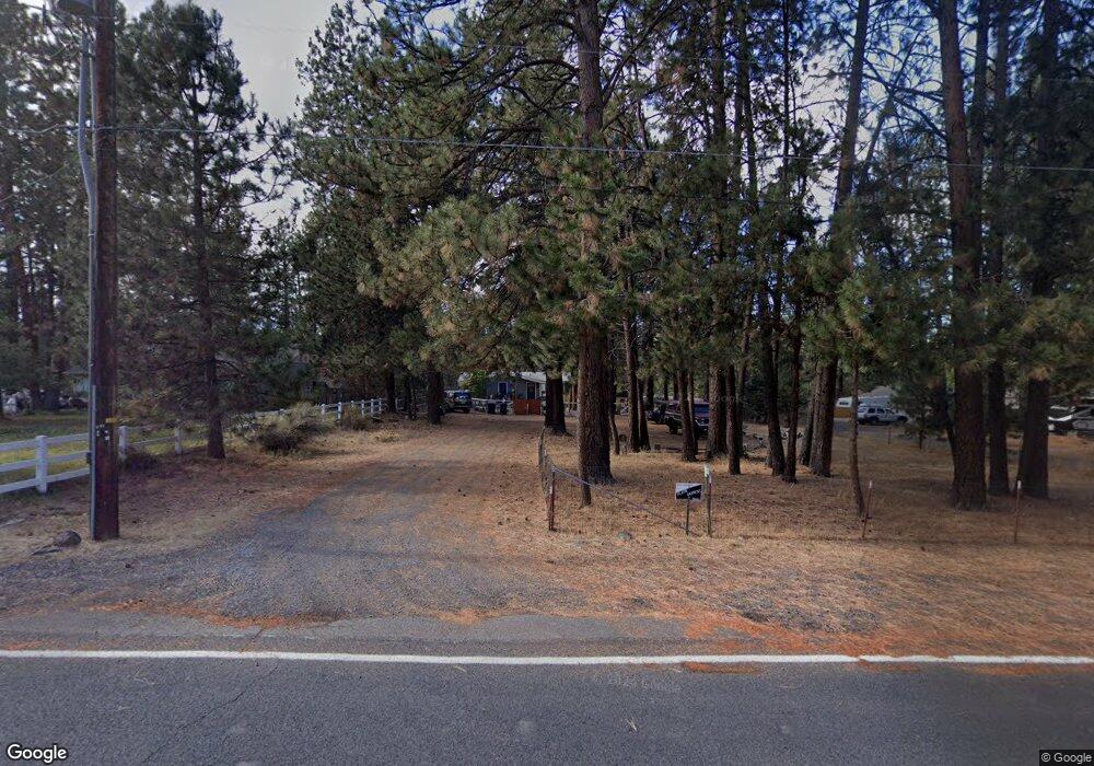 59633 Navajo Cir, Bend, OR 97702 - photo 1