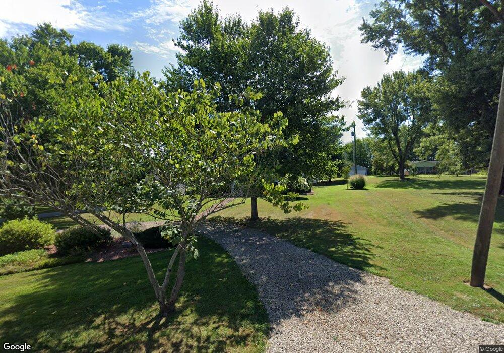 978 Adams Ave, Logan, OH 43138 - photo 1