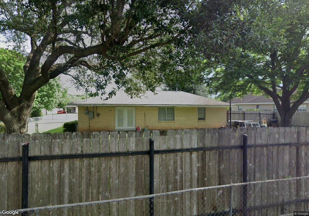 910 Avenue D, Rosenberg, TX 77471 - photo 1