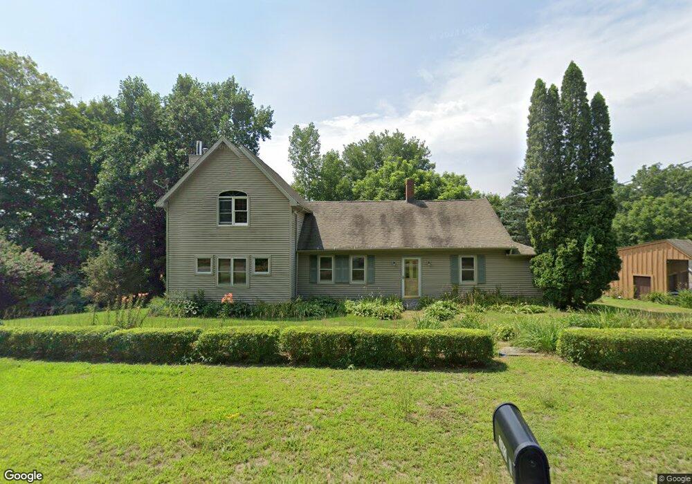 383 Norwich Rd, Plainfield, CT 06374 - photo 1