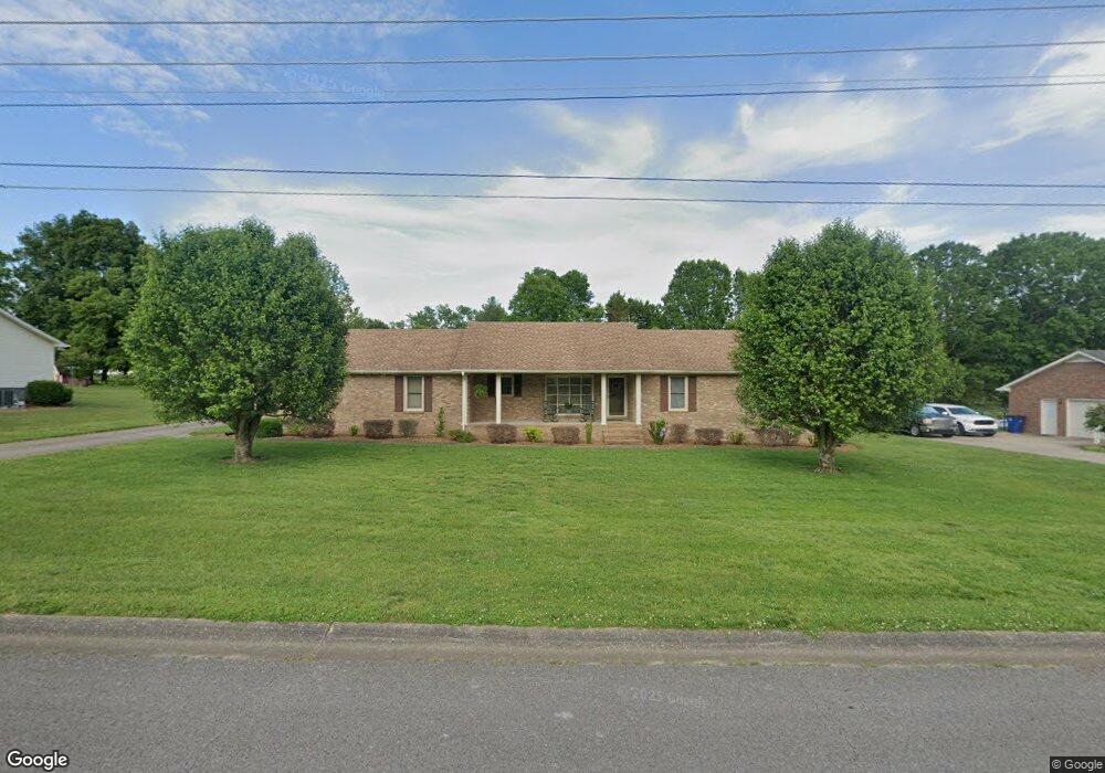 122 Idle Dr, Shelbyville, TN 37160 - photo 1