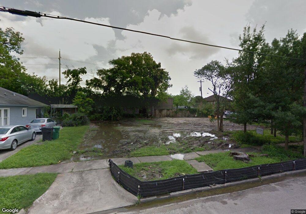 2209 Park St, Houston, TX 77019 - photo 1