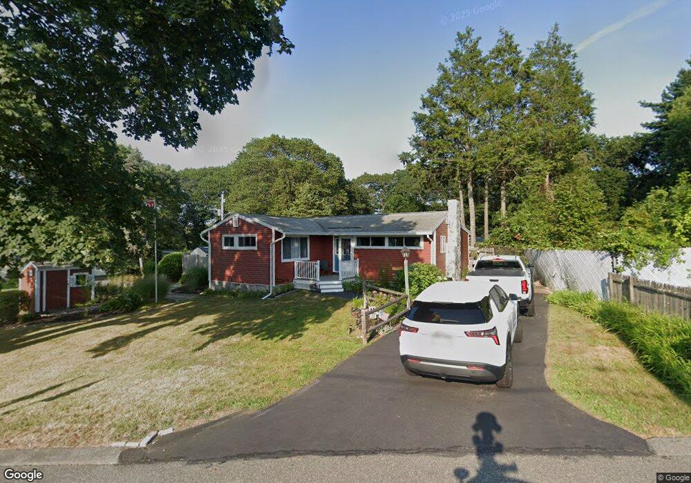 4 Curtis Ave, Middleton, MA 01949 - photo 1