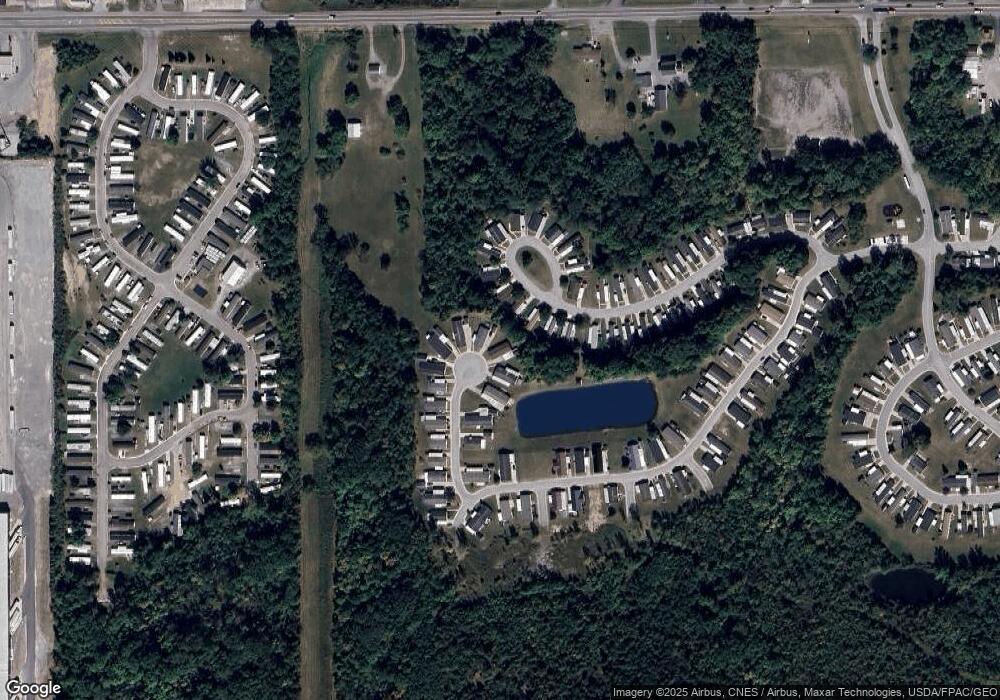 581 Waterview Cir, Lima, OH 45804 - photo 1