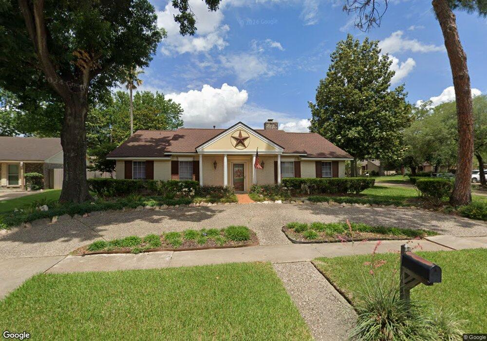 5602 Long Creek Ln, Houston, TX 77088 - photo 1