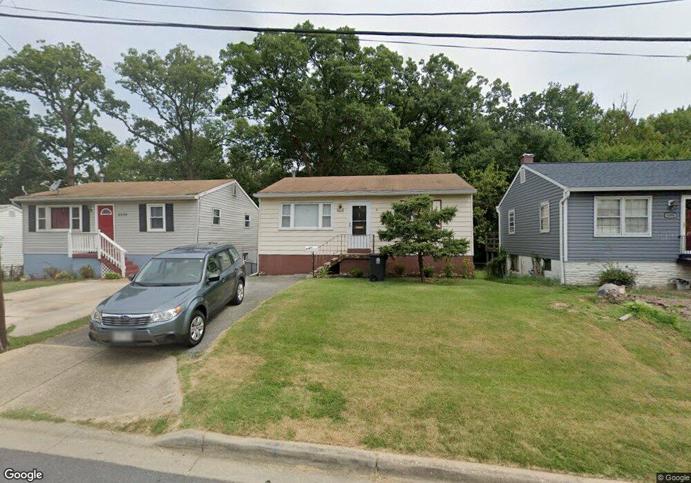 6006 Somerset Rd, Riverdale, MD 20737 - photo 1