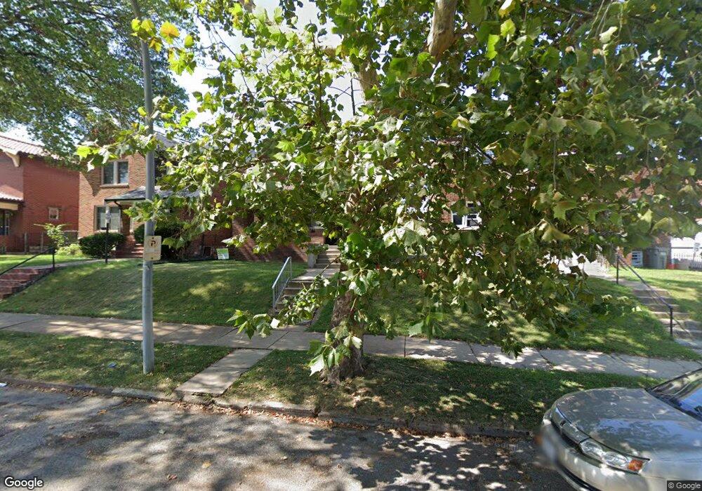 4643 Carrie Ave, Saint Louis, MO 63115 - photo 1