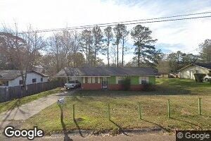 106 W Maple St, Hazlehurst, MS 39083