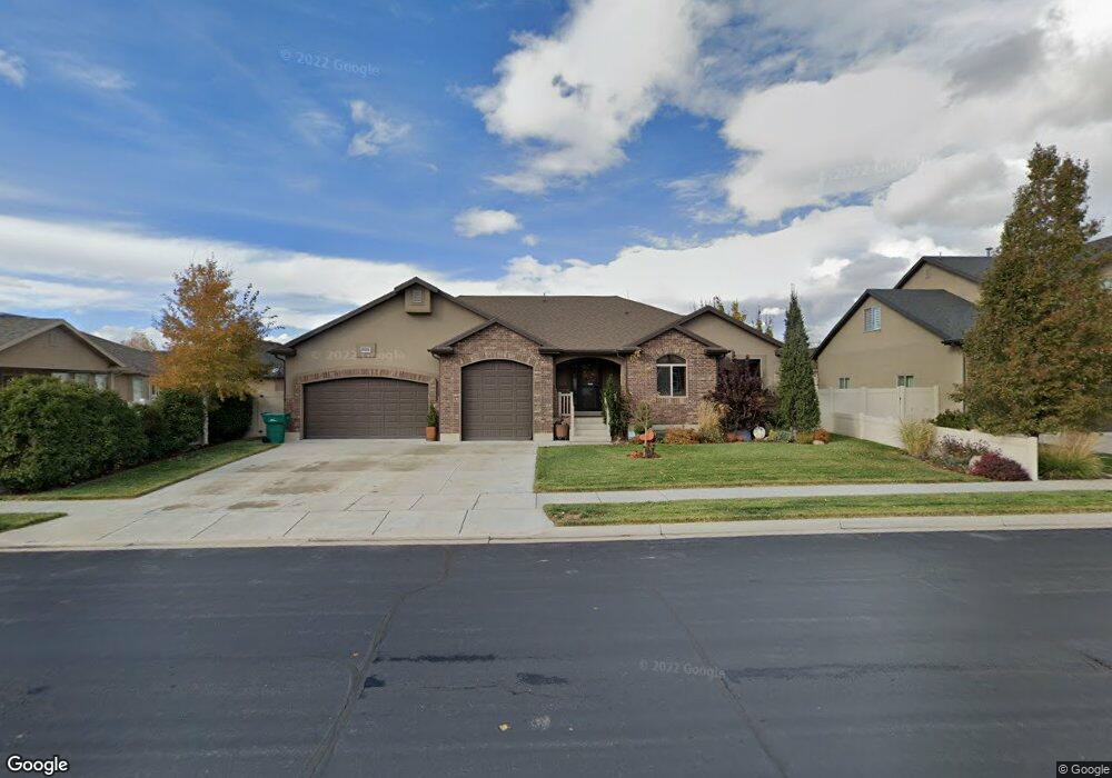 804 Weaver Ln, Layton, UT 84041 - photo 1