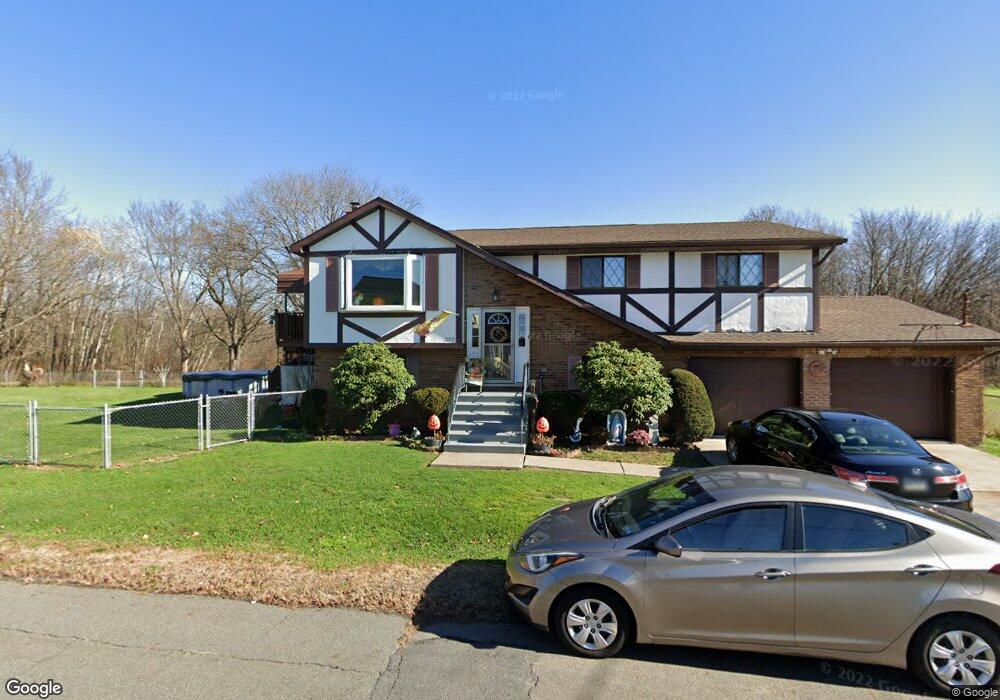 300 Mosier St, Nanticoke, PA 18634 - photo 1