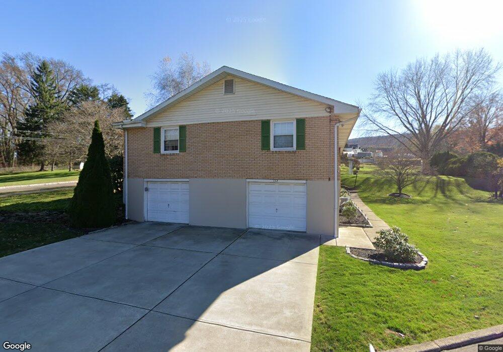 132 Meadow Crest Dr, Nanticoke, PA 18634 - photo 1