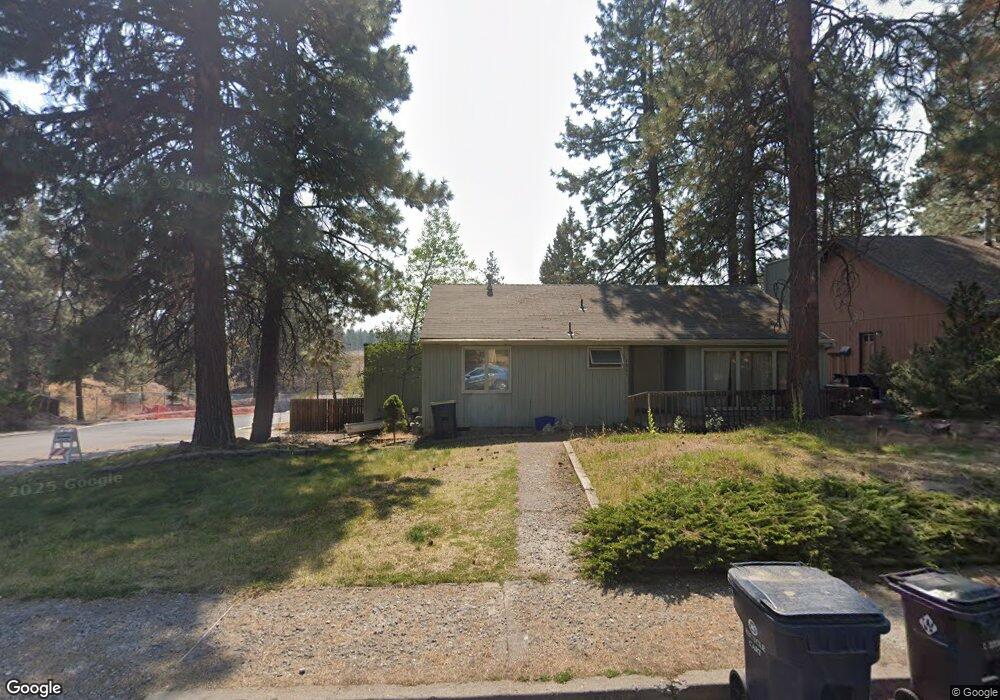 1805 SW Forest Ridge Ave, Bend, OR 97702 - photo 1