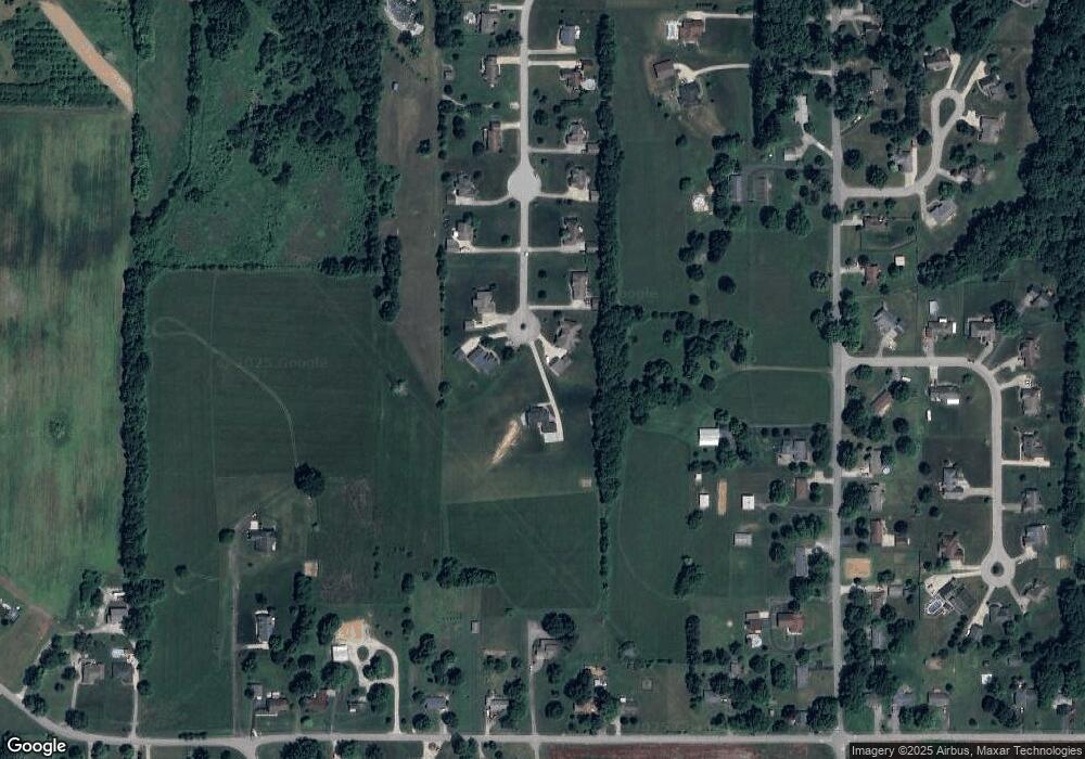 1748 Hidden Place Dr, Georgetown, IN 47122 - photo 1