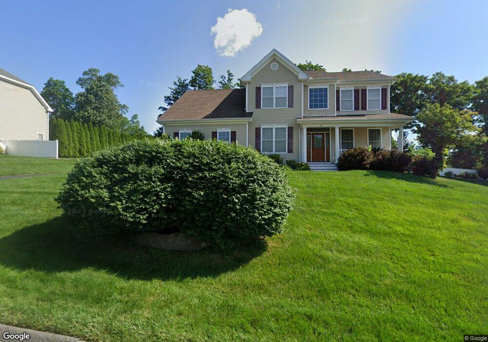 10 Red Oak Ln, Seymour, CT 06483 - photo 1