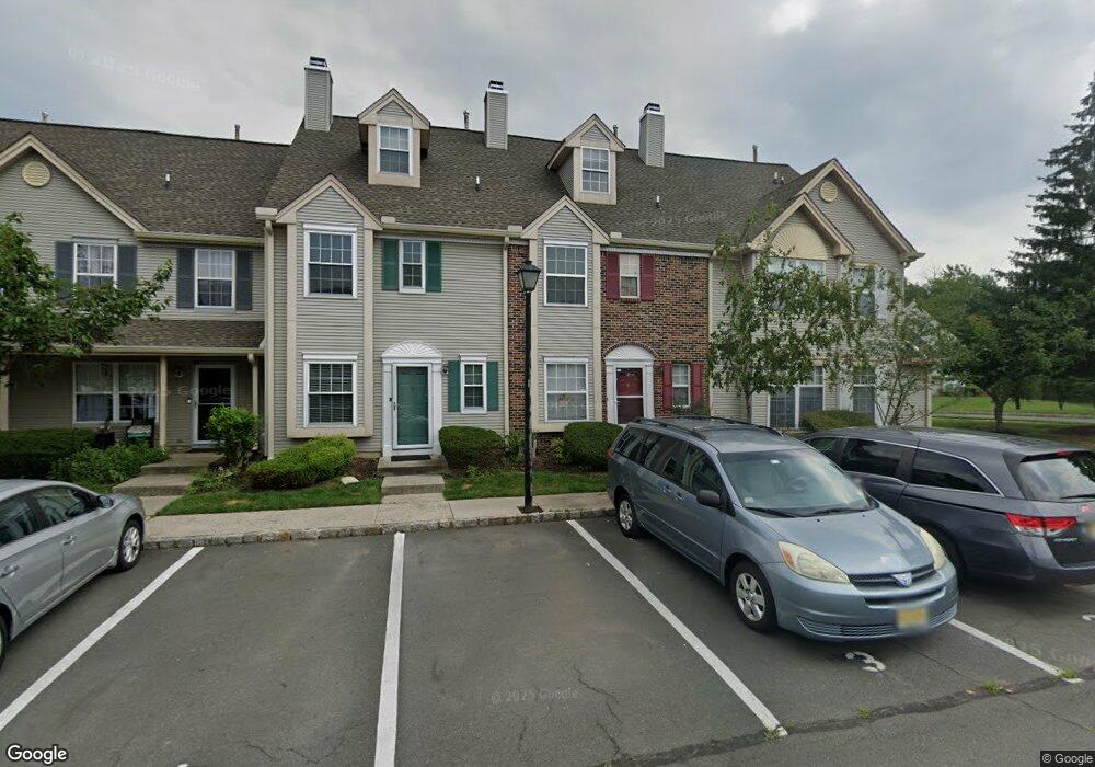 63 Lynnette Ct unit 63, Kendall Park, NJ 08824 - photo 1