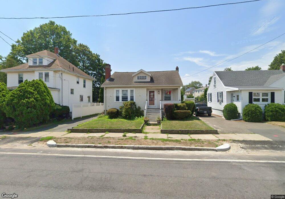 156 Bridge St unit 1, Salem, MA 01970 - photo 1