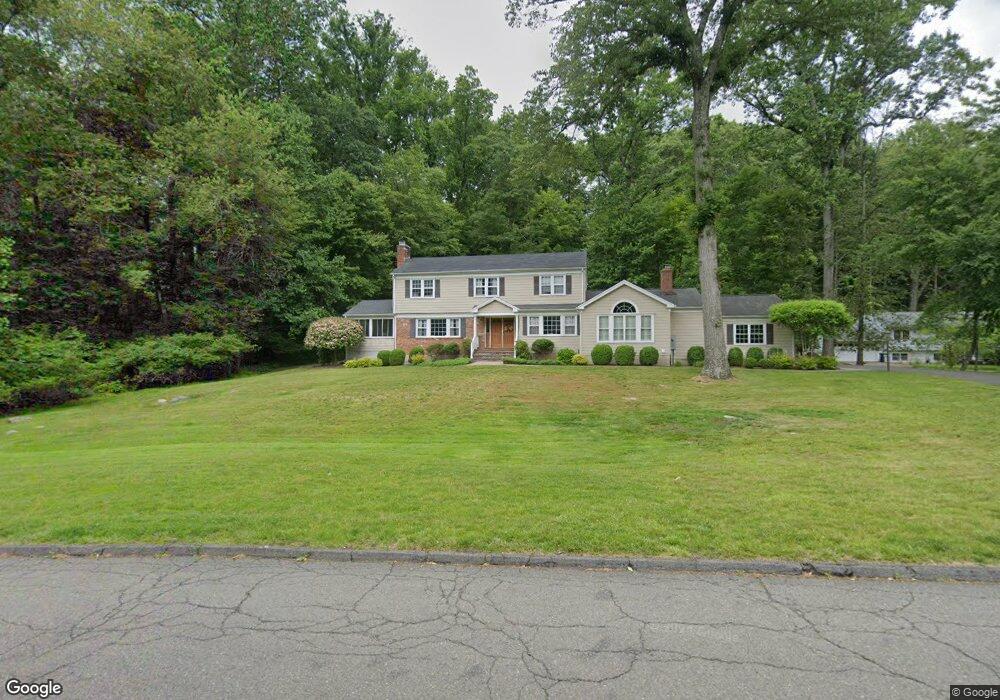 177 Shelter Rock Rd, Stamford, CT 06903 - photo 1