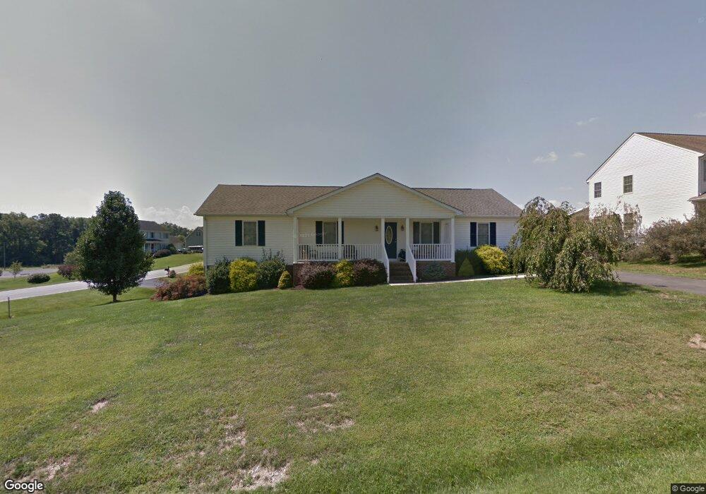 106 Kensington Dr, Fishersville, VA 22939 - photo 1