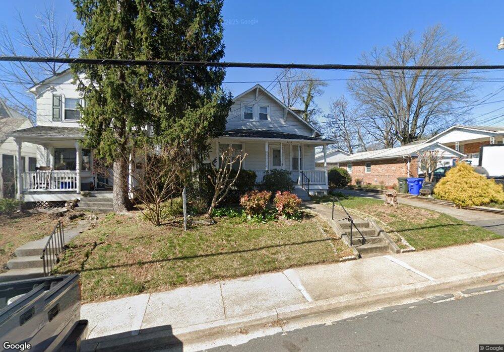 2116 N Edison St, Arlington, VA 22207 - photo 1