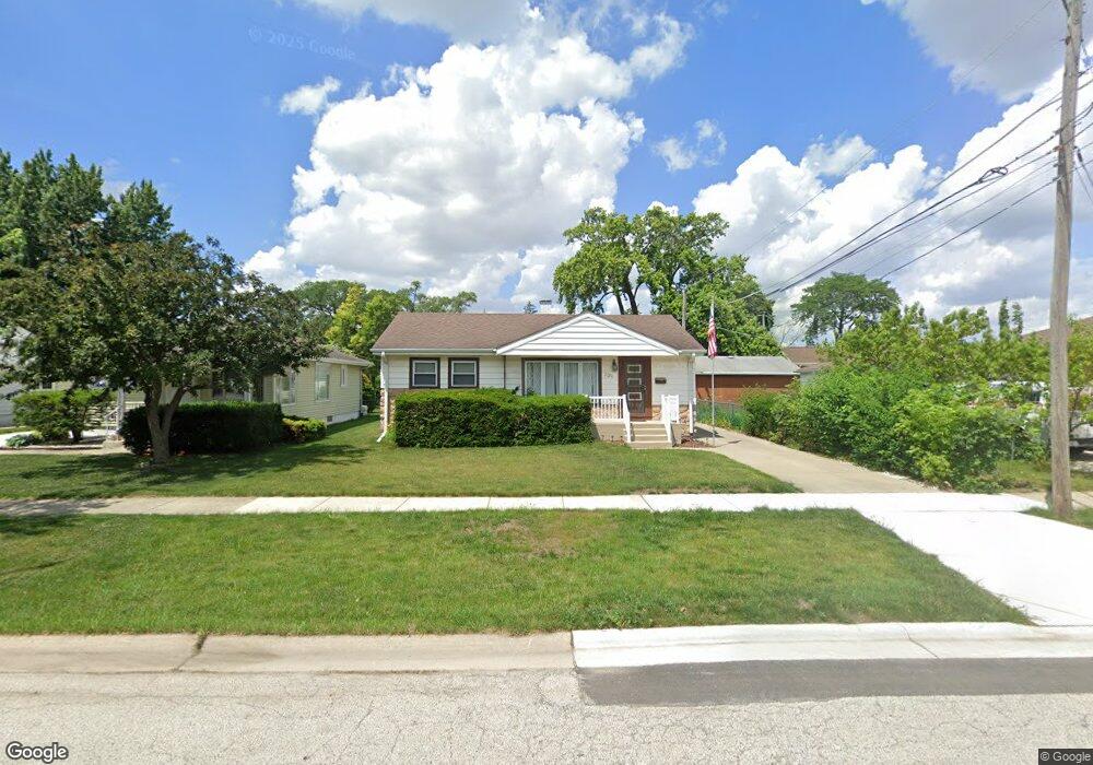 2324 Hickory St, Des Plaines, IL 60018 - photo 1