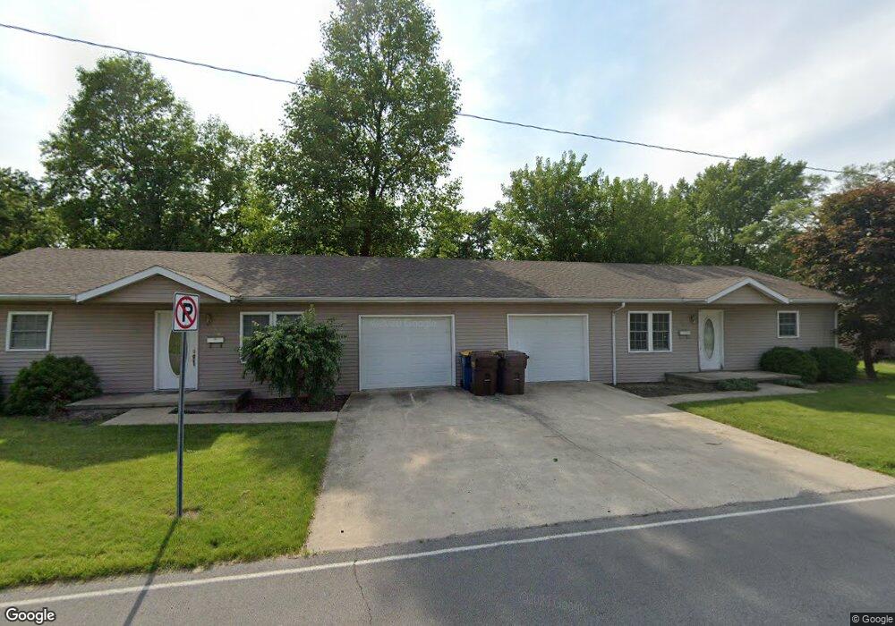 724 S Wayne St, Bluffton, IN 46714 - photo 1