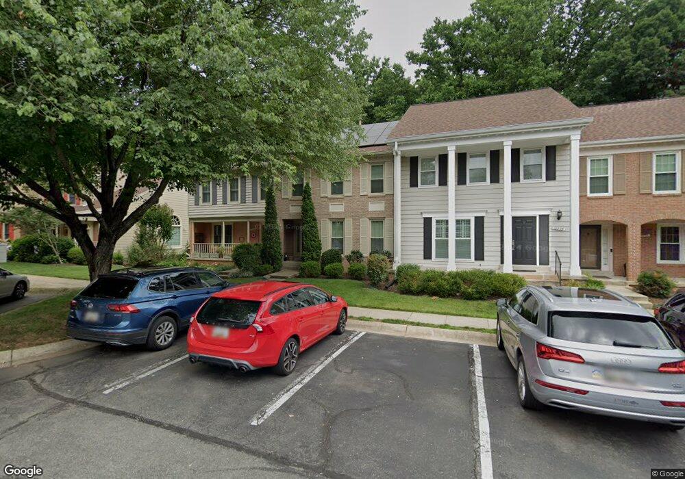 12241 Tildenwood Dr, Rockville, MD 20852 - photo 1