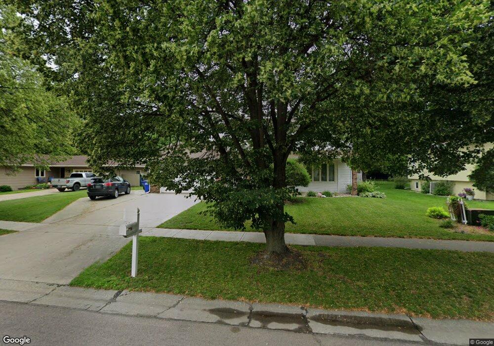 3314 Maple St N, Fargo, ND 58102 - photo 1