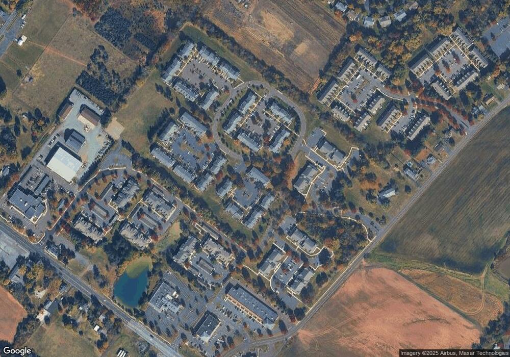 110 Regal Ct unit 110, Royersford, PA 19468 - photo 1